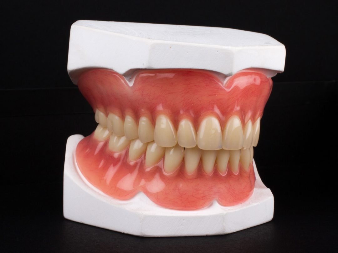 Dentures in Varanasi