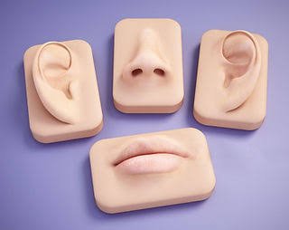 Clinical imagery of a maxillofacial prosthesis
